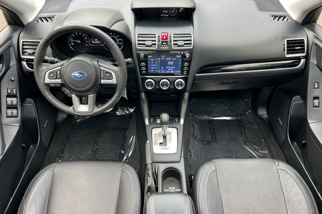 Subaru Forester Vehicle Full-screen Gallery Image 14