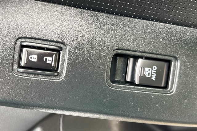 Subaru Forester Vehicle Full-screen Gallery Image 20