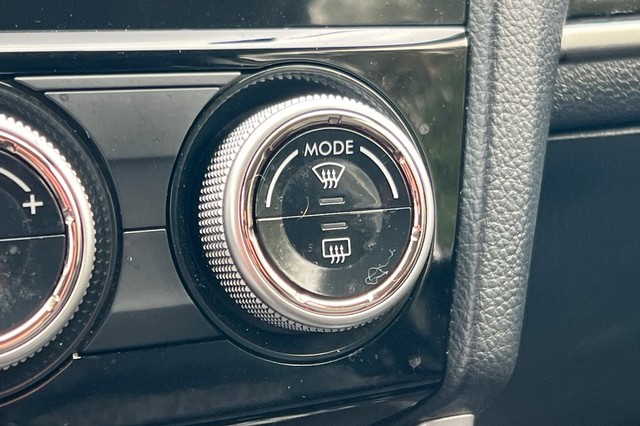 Subaru Forester Vehicle Full-screen Gallery Image 27