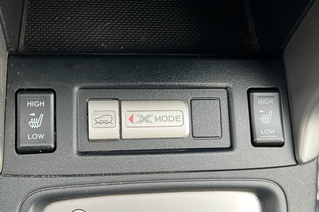 Subaru Forester Vehicle Full-screen Gallery Image 28