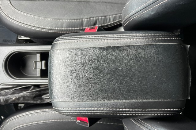 Subaru Forester Vehicle Full-screen Gallery Image 29