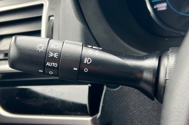 Subaru Forester Vehicle Full-screen Gallery Image 33