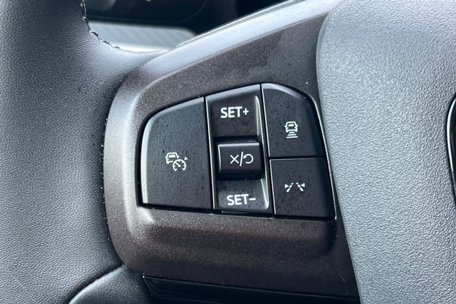 Ford Mustang Mach-E Vehicle Full-screen Gallery Image 34