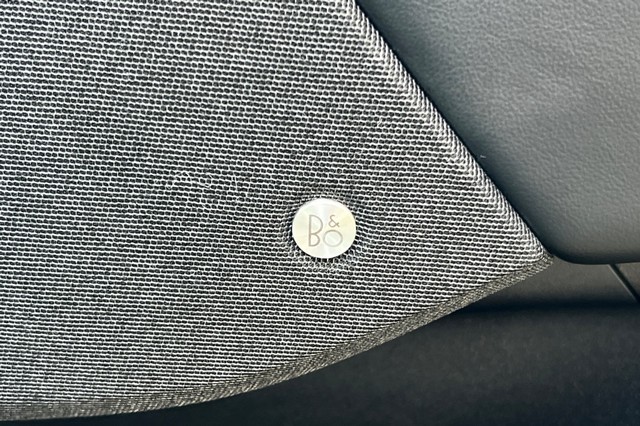 Ford Mustang Mach-E Vehicle Full-screen Gallery Image 42