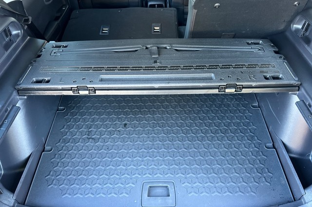 Ford Bronco Sport Vehicle Full-screen Gallery Image 17