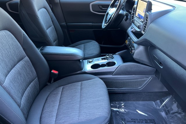 Ford Bronco Sport Vehicle Full-screen Gallery Image 19