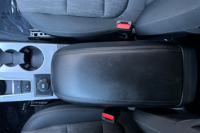 Ford Bronco Sport Vehicle Full-screen Gallery Image 32