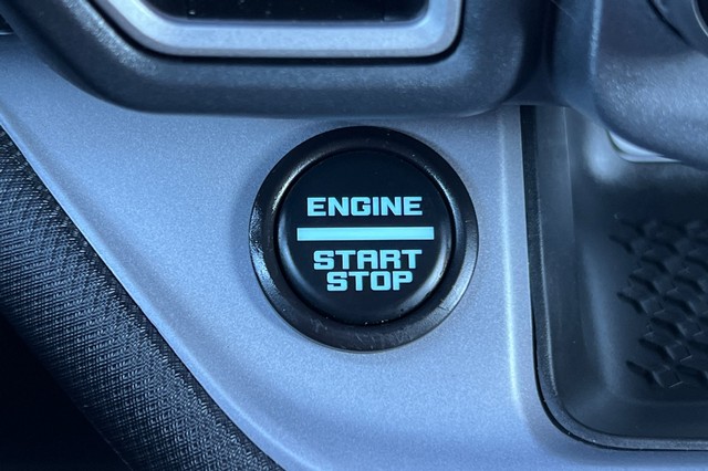 Ford Bronco Sport Vehicle Full-screen Gallery Image 34