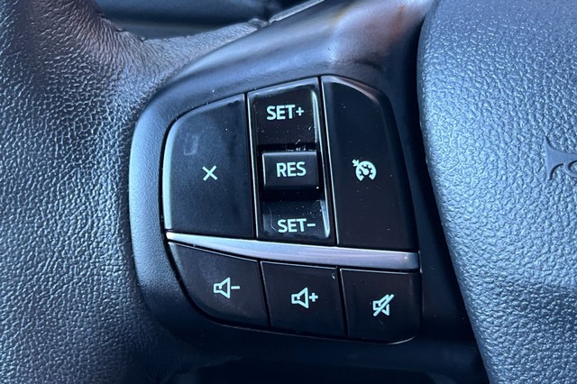 Ford Bronco Sport Vehicle Full-screen Gallery Image 36