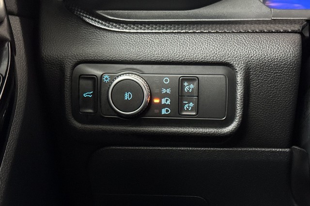 Ford Explorer Vehicle Full-screen Gallery Image 44