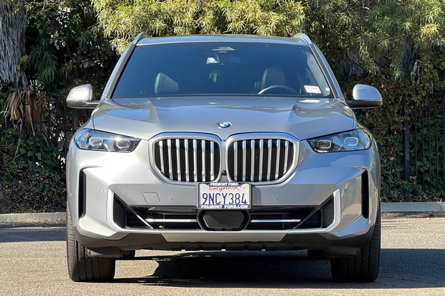 BMW X5 Vehicle Full-screen Gallery Image 08