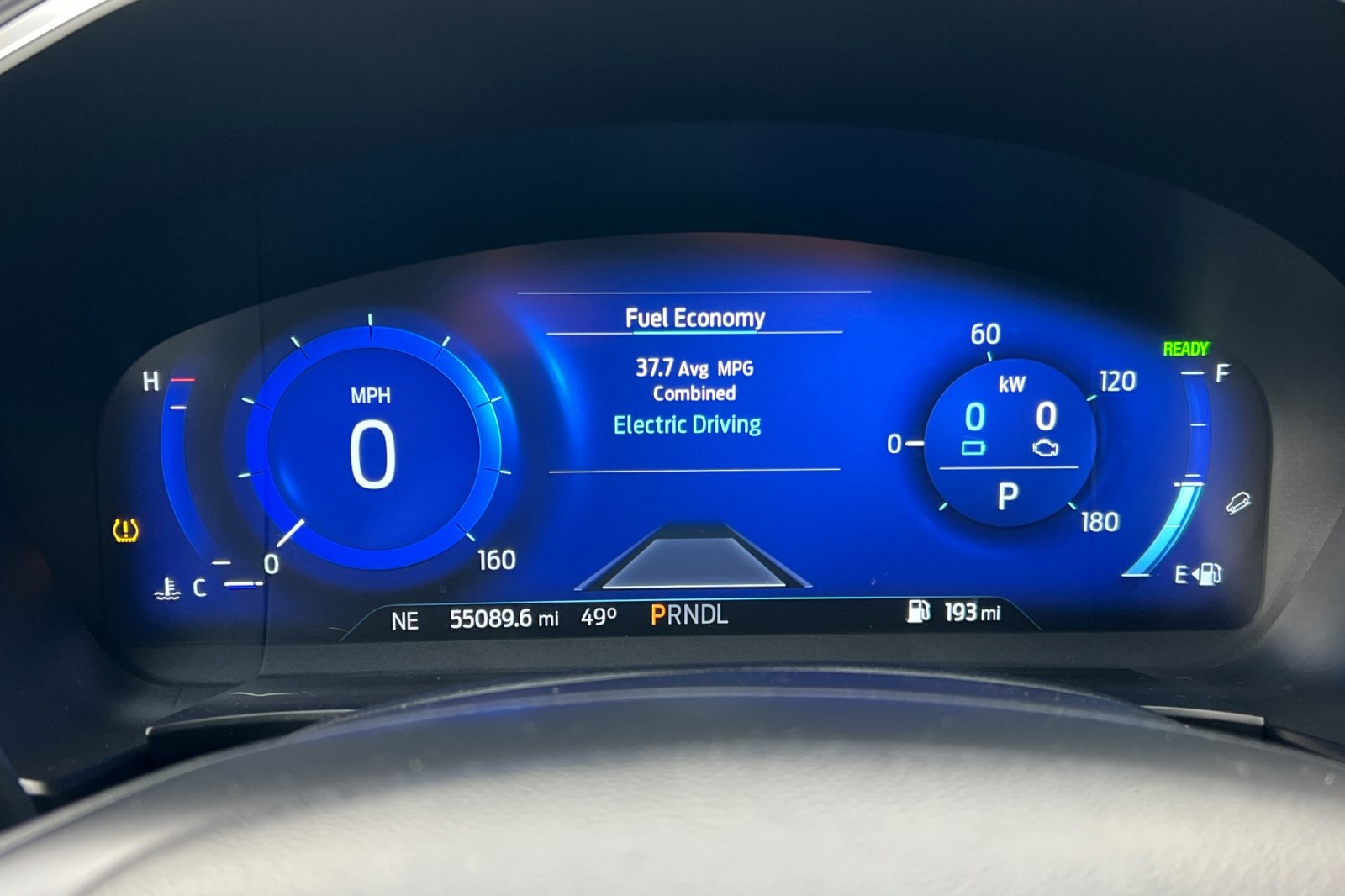 Ford Escape Vehicle Full-screen Gallery Image 38