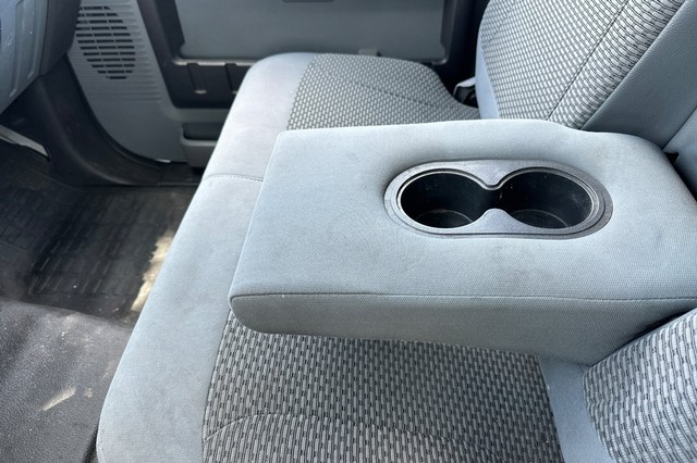 Ford F-650SD Vehicle Full-screen Gallery Image 27