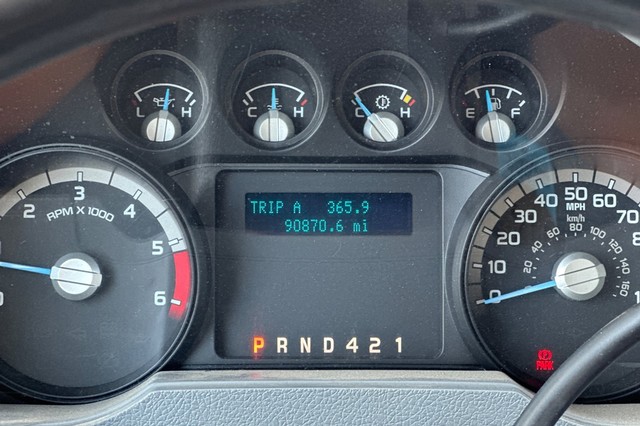 Ford F-650SD Vehicle Full-screen Gallery Image 34