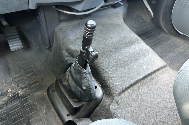 Ford F-650SD Vehicle Full-screen Gallery Image 49