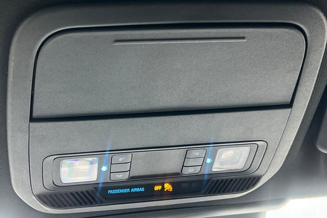 Ford Mustang Mach-E Vehicle Full-screen Gallery Image 24