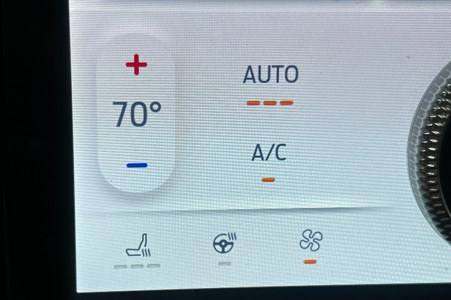 Ford Mustang Mach-E Vehicle Full-screen Gallery Image 29