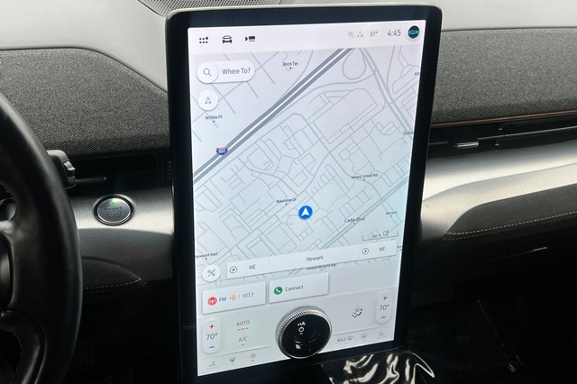 Ford Mustang Mach-E Vehicle Full-screen Gallery Image 45