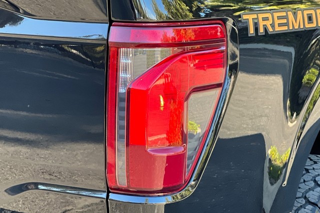 Ford F-150 Vehicle Full-screen Gallery Image 50