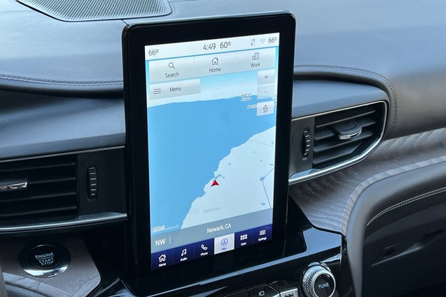 Ford Explorer Vehicle Full-screen Gallery Image 44