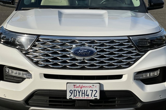 Ford Explorer Vehicle Full-screen Gallery Image 48