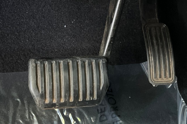 Ford Edge Vehicle Full-screen Gallery Image 42