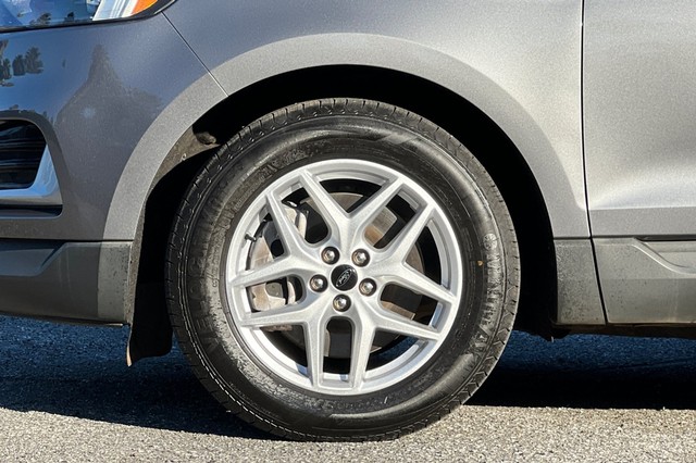 Ford Edge Vehicle Full-screen Gallery Image 43