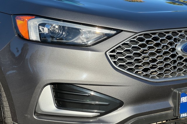 Ford Edge Vehicle Full-screen Gallery Image 44