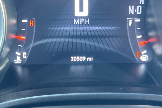 Dodge Challenger Vehicle Full-screen Gallery Image 38