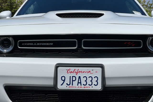 Dodge Challenger Vehicle Full-screen Gallery Image 44