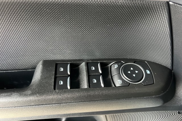 Ford Bronco Sport Vehicle Full-screen Gallery Image 10