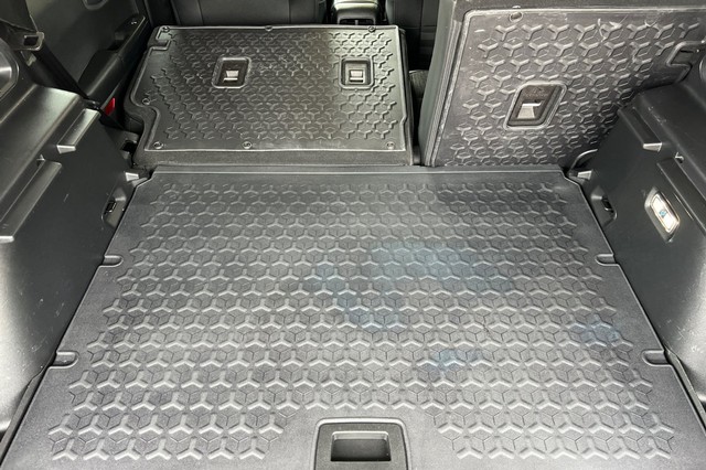 Ford Bronco Sport Vehicle Full-screen Gallery Image 16