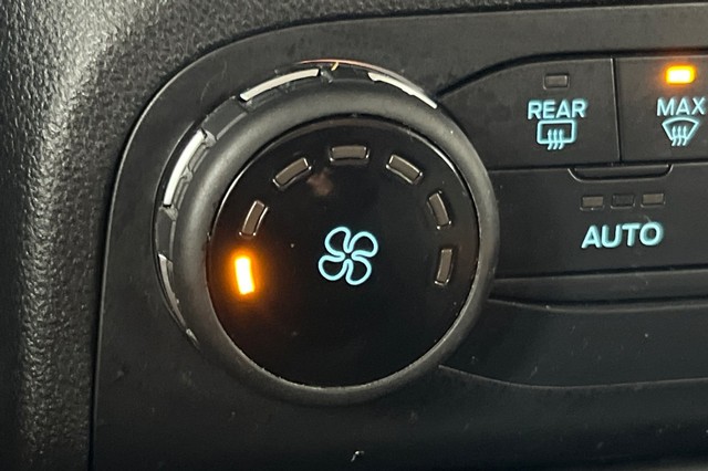 Ford Bronco Sport Vehicle Full-screen Gallery Image 27