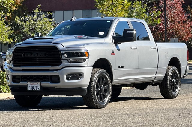 Ram 3500 Vehicle Full-screen Gallery Image 07