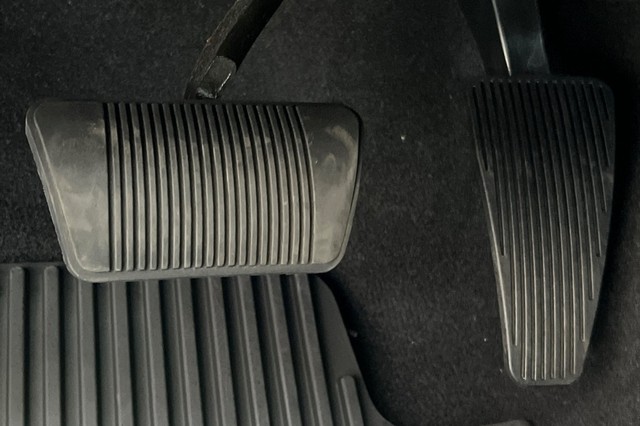 Ram 3500 Vehicle Full-screen Gallery Image 41