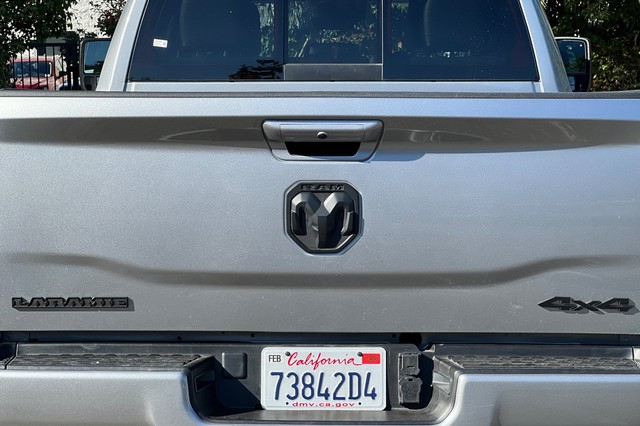 Ram 3500 Vehicle Full-screen Gallery Image 46