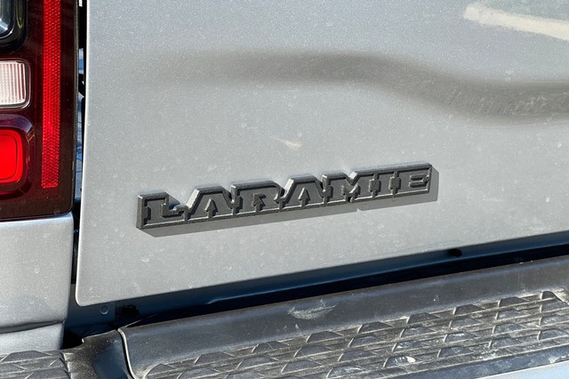 Ram 3500 Vehicle Full-screen Gallery Image 48