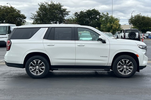 Chevrolet Tahoe Vehicle Full-screen Gallery Image 02