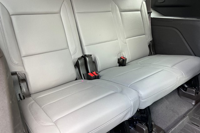 Chevrolet Tahoe Vehicle Full-screen Gallery Image 17