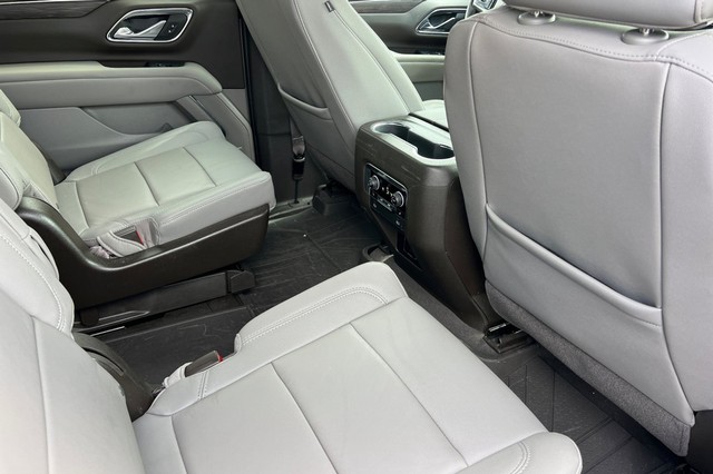 Chevrolet Tahoe Vehicle Full-screen Gallery Image 18