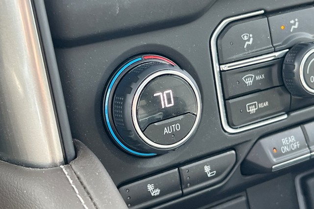 Chevrolet Tahoe Vehicle Full-screen Gallery Image 29