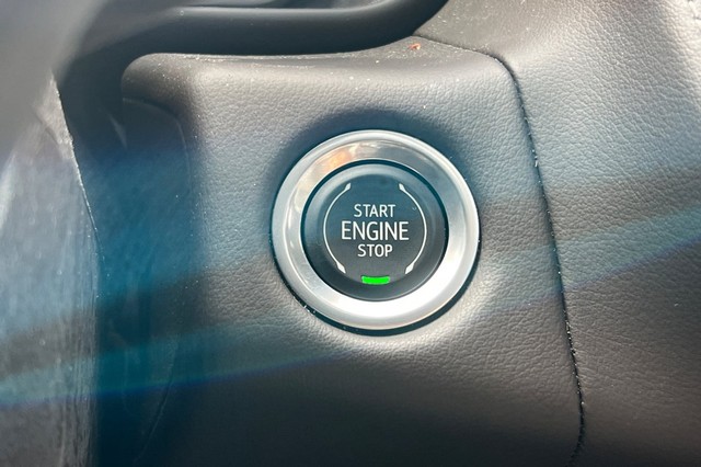 Chevrolet Tahoe Vehicle Full-screen Gallery Image 33