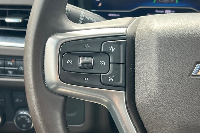 Chevrolet Tahoe Vehicle Full-screen Gallery Image 35