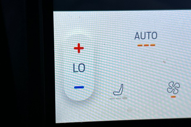 Ford Edge Vehicle Full-screen Gallery Image 27