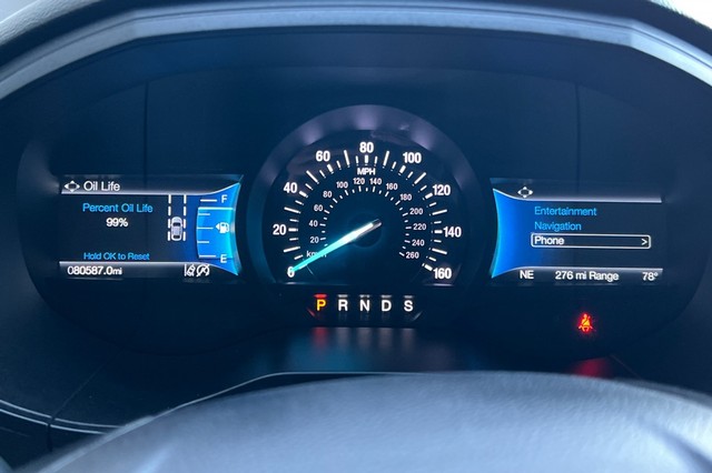 Ford Edge Vehicle Full-screen Gallery Image 38