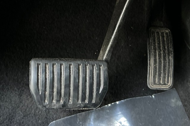 Ford Edge Vehicle Full-screen Gallery Image 43