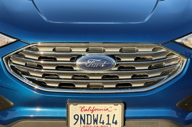 Ford Edge Vehicle Full-screen Gallery Image 46