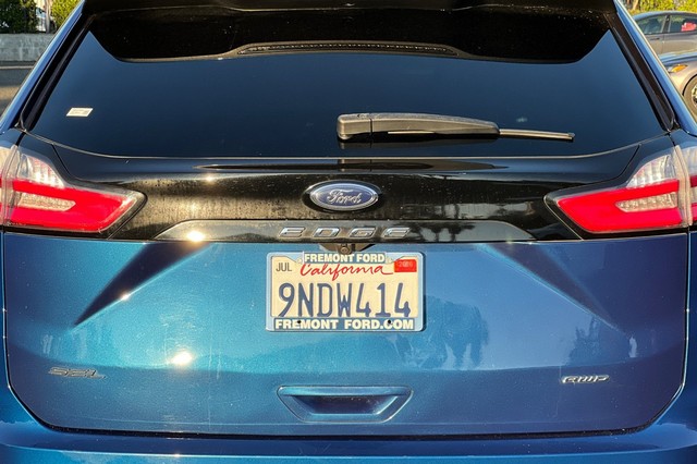 Ford Edge Vehicle Full-screen Gallery Image 48