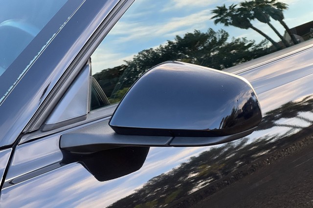 Ford Mustang Vehicle Full-screen Gallery Image 49