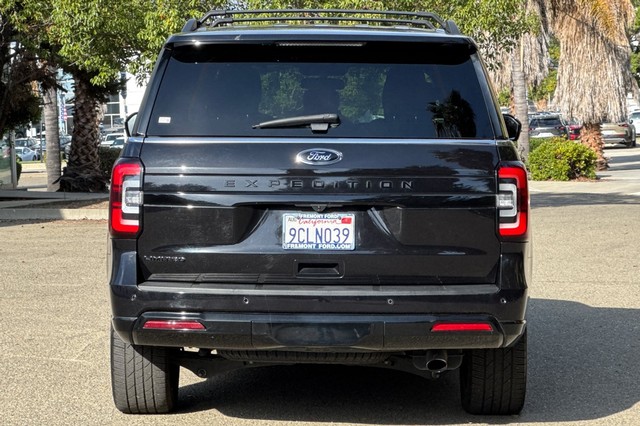 Ford Expedition Vehicle Full-screen Gallery Image 04